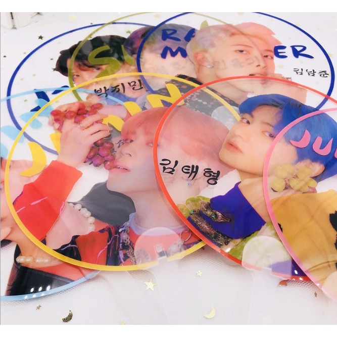 Quạt nhựa cầm tay BTS Personal loại 4