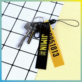 Nametag dây đôi BTS