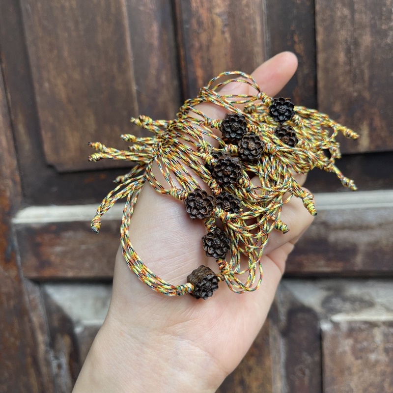 Vòng Tay Hoa Sen Trầm Sánh Tết Chỉ Ngũ Sắc ☯ Vòng Tay May Mắn ☯ Cải Vận May Mắn, Bình An