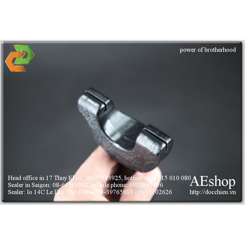 Ná cao su nhựa ABS đen giá kèm dây