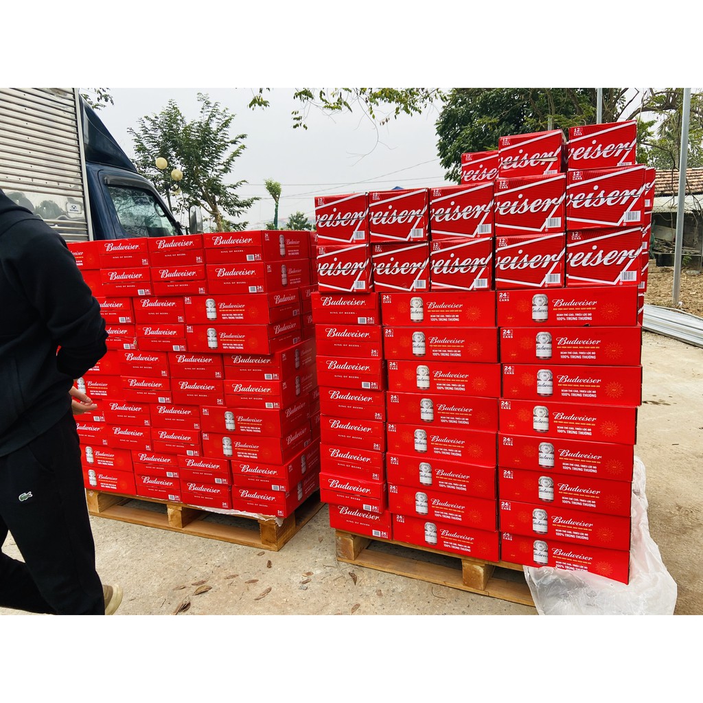 Bia BUDWEISER - King of Beer, Bia Mỹ bán chạy nhất thế giới, Nồng độ cồn 5%, Thùng 24 lon x 330ml