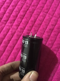 Tụ điện 63v 10000uf