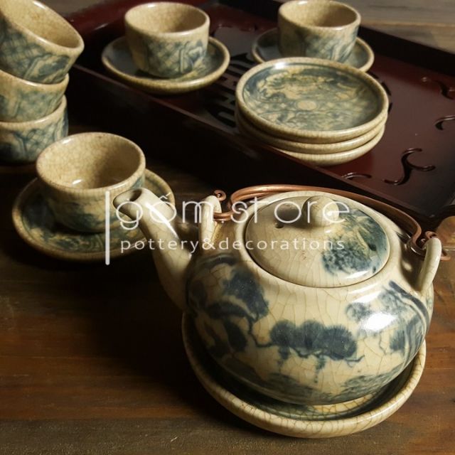 Ấm chén Bát Tràng men rạn giả cổ dáng hồng vẽ sơn thủy (Không kèm khay ấm trà như hình)