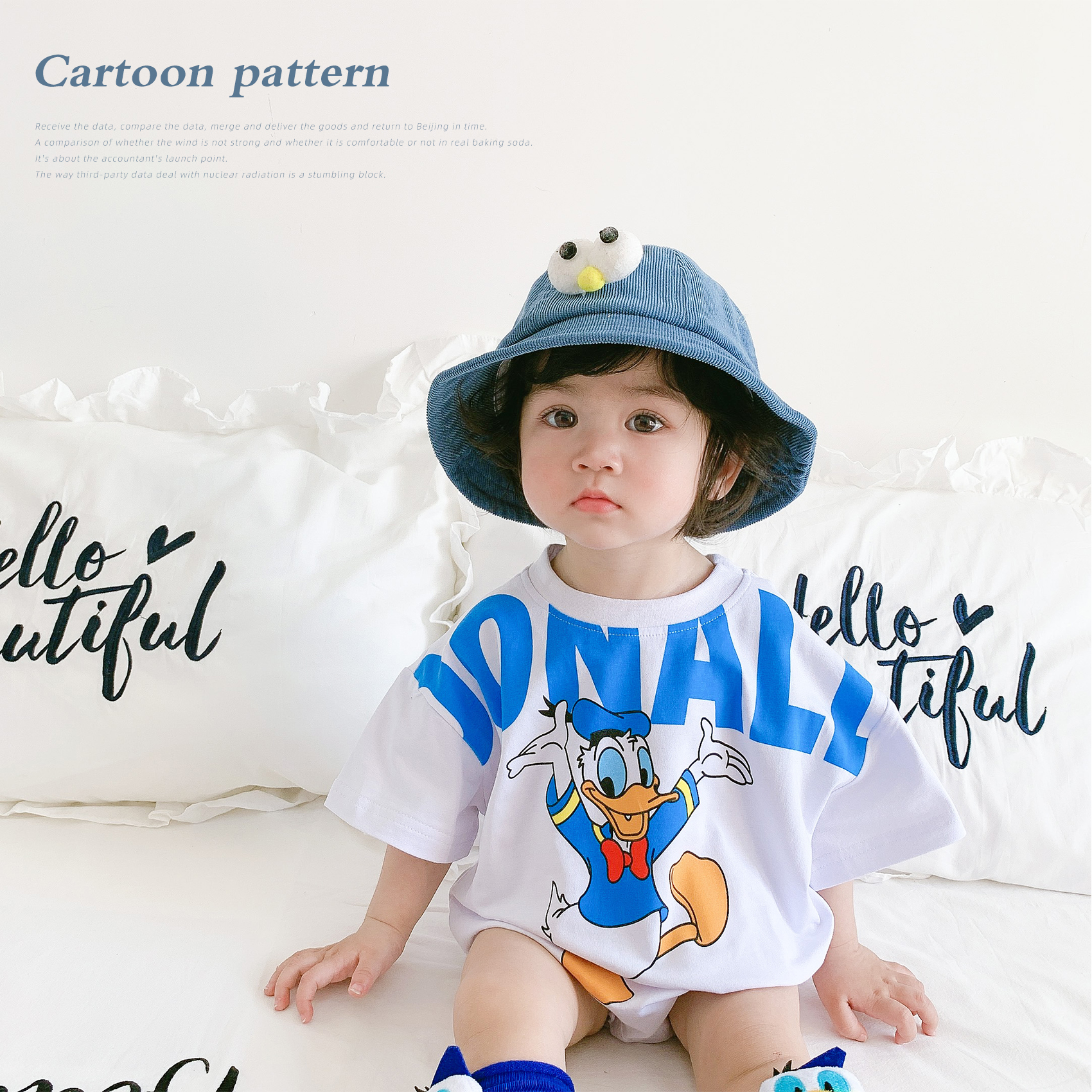 DONALD DUCK Áo Liền Quần Ngắn Tay In Hình Vịt Donald Cho Bé