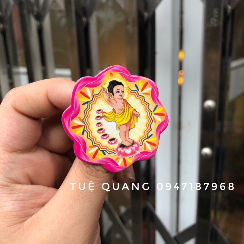 Huy hiệu Phật Đản cài áo
