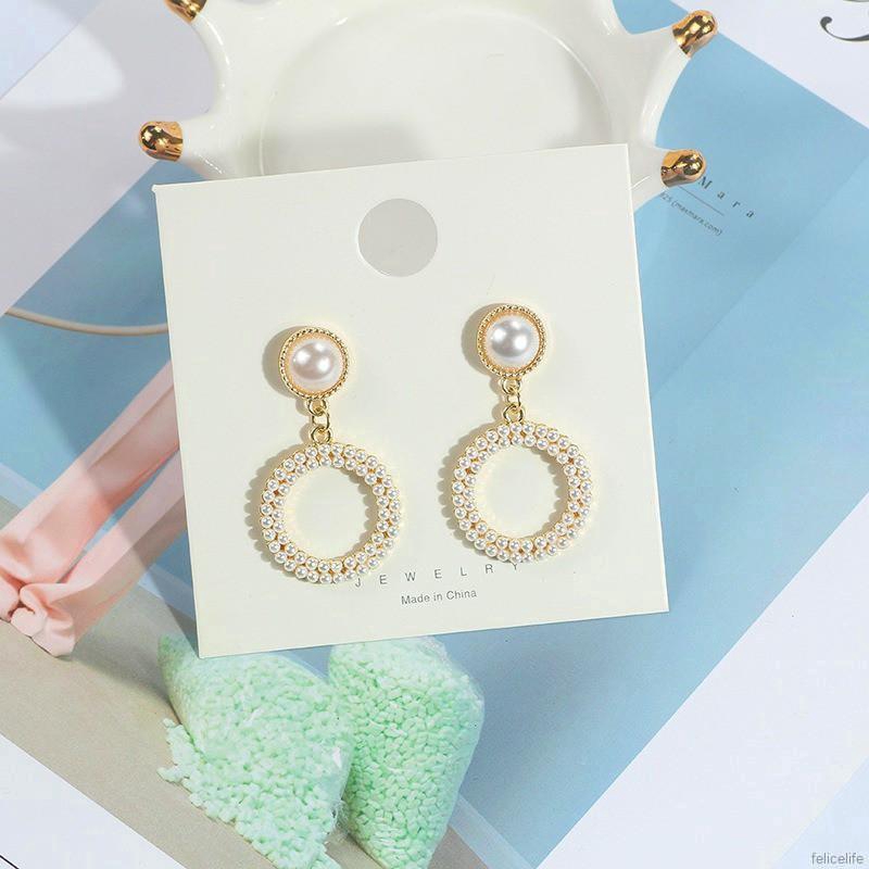 Khuyên tai đính ngọc trai nhân tạo phong cách Hàn Quốc