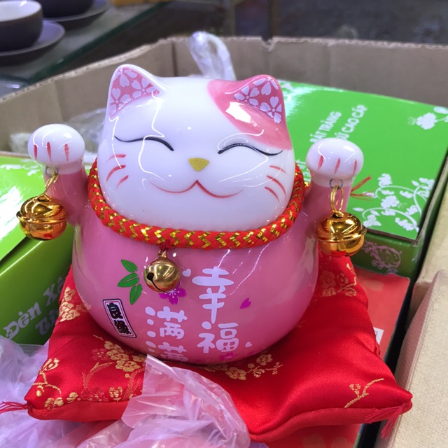 Mèo thần tài may mắn Maneki Neko kèm đệm cao 10cm (6 màu) | BigBuy360 - bigbuy360.vn