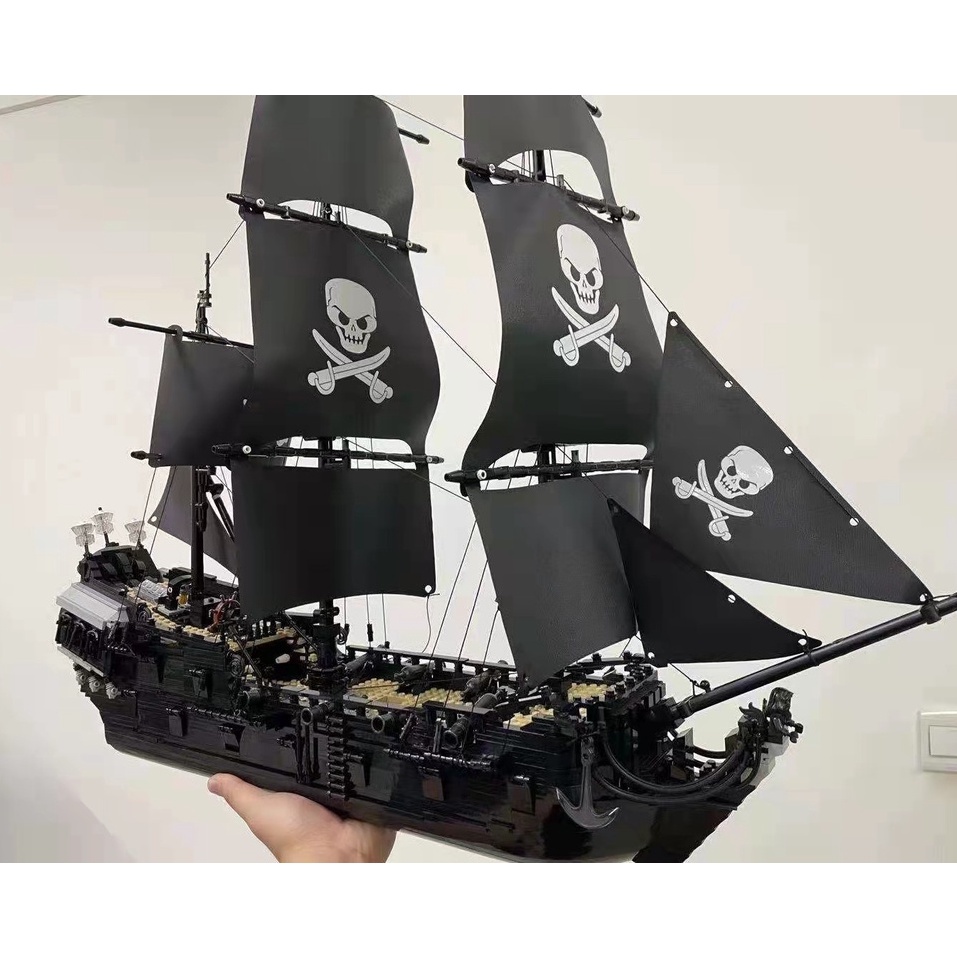 Đồ chơi lắp ráp mô hình Moc Pirates Caribean DK 6001 Black Pearl thuyền cướp biển Ngọc trai đen 3423 chi tiết