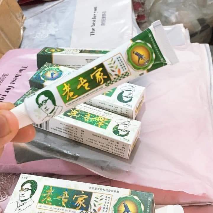 Kem Bôi Ngoài Da 𝐭𝐫𝐢̣ Nứt Nẻ Bong Tróc Khô Da Cực Hiệu Quả