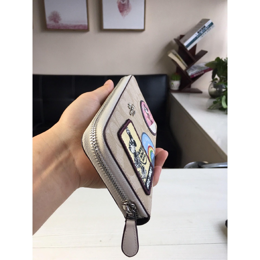 COACH Ví Dài Thêu Hình Chuột Mickey Dễ Thương F31350 F29380