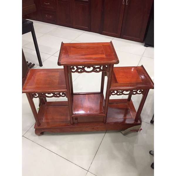 Kệ nhị 3 tầng mặt gỗ kết hợp đá, gỗ gụ, kích thước cao 70cm x ngang 92cm x sâu 26 cm, thích hợp kê vật dụng trong nhà