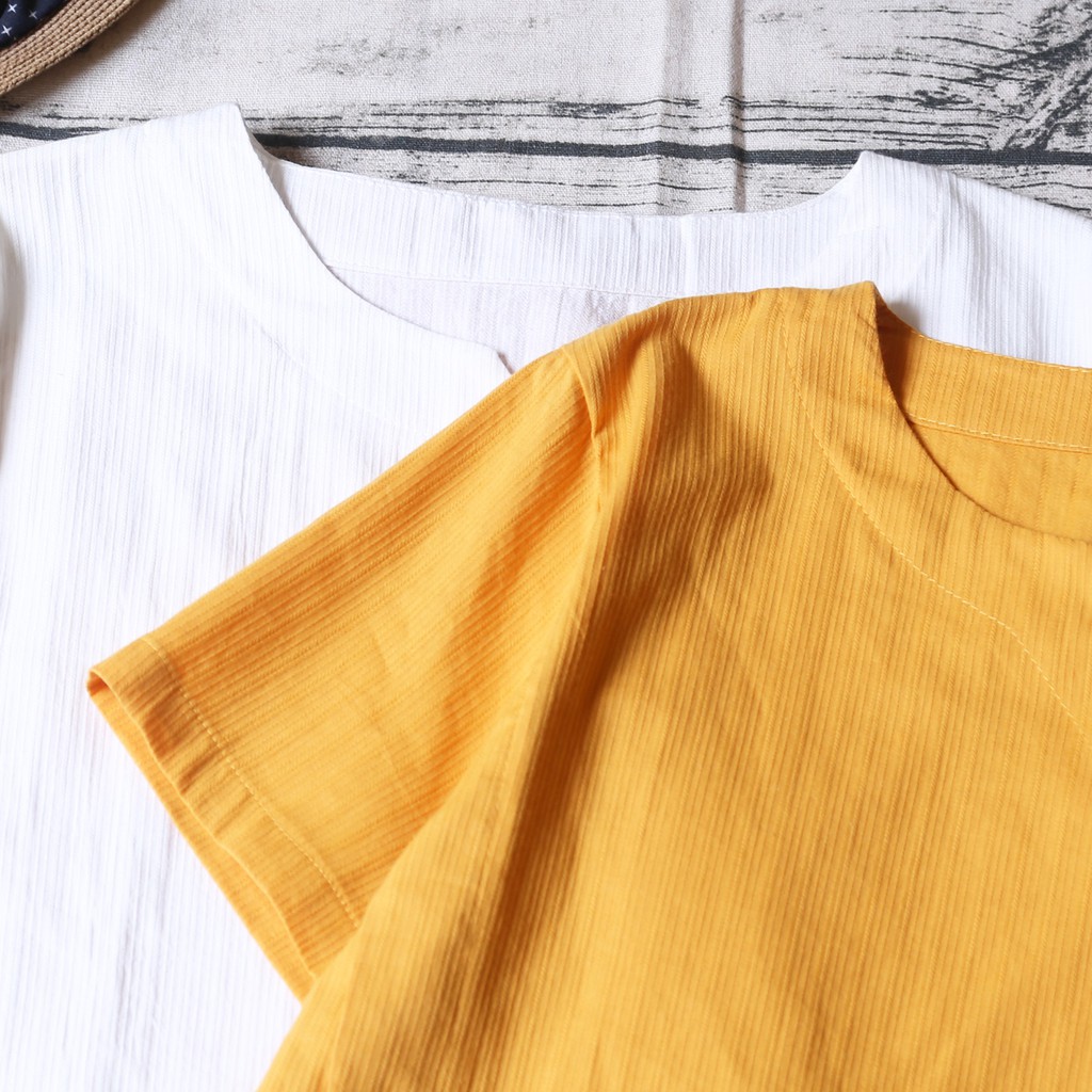 ÁO MORI CỔ V ĐÍNH NÚT GỖ