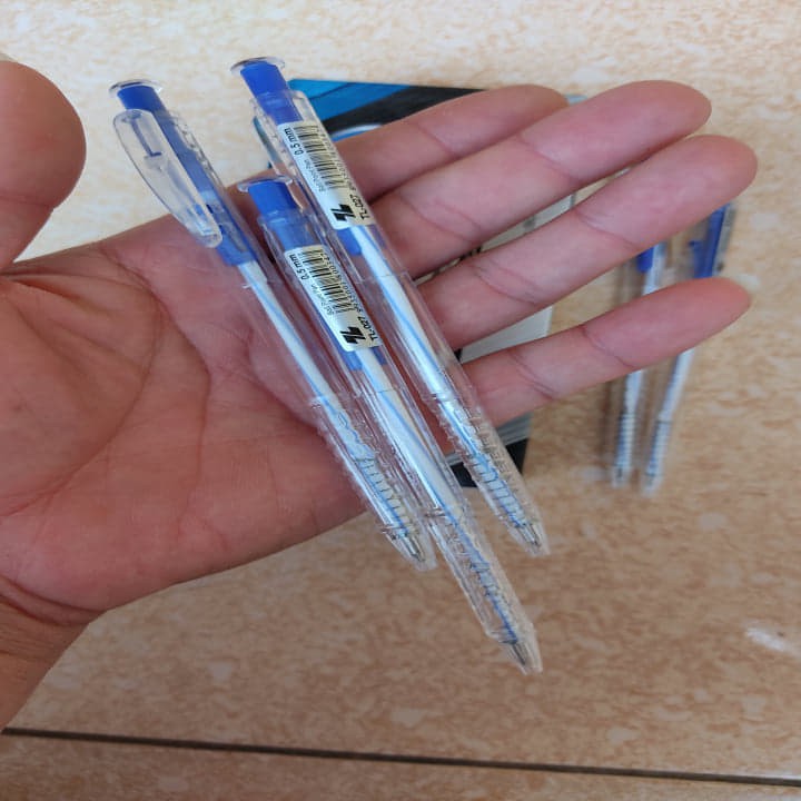 Bút Bi  027 Hộp 20 Bút ComBo 2 Hộp