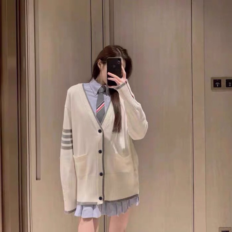 (ORDER.buiny) Áo khoác len dệt kim cardigan cài khuy phối viền sọc tay style Hàn Quốc cá tính (HÀNG_MỚI) | BigBuy360 - bigbuy360.vn