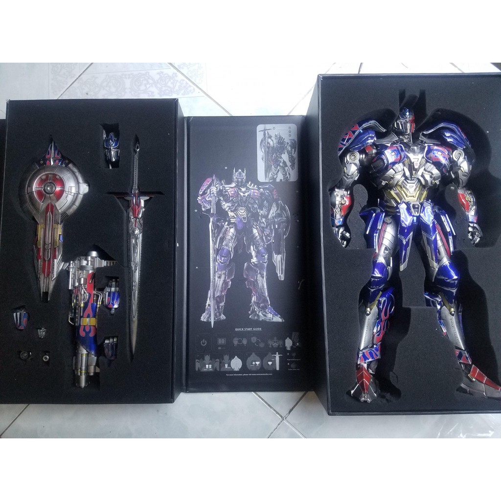 Mô Hình Optimus Prime ( comicave )