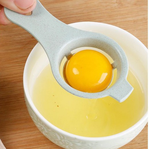 Dụng cu tách lòng đỏ trứng tiện lợi