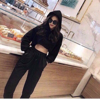 Set croptop hoodie đen trơn