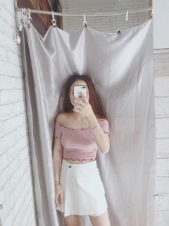Áo croptop bẹt vai