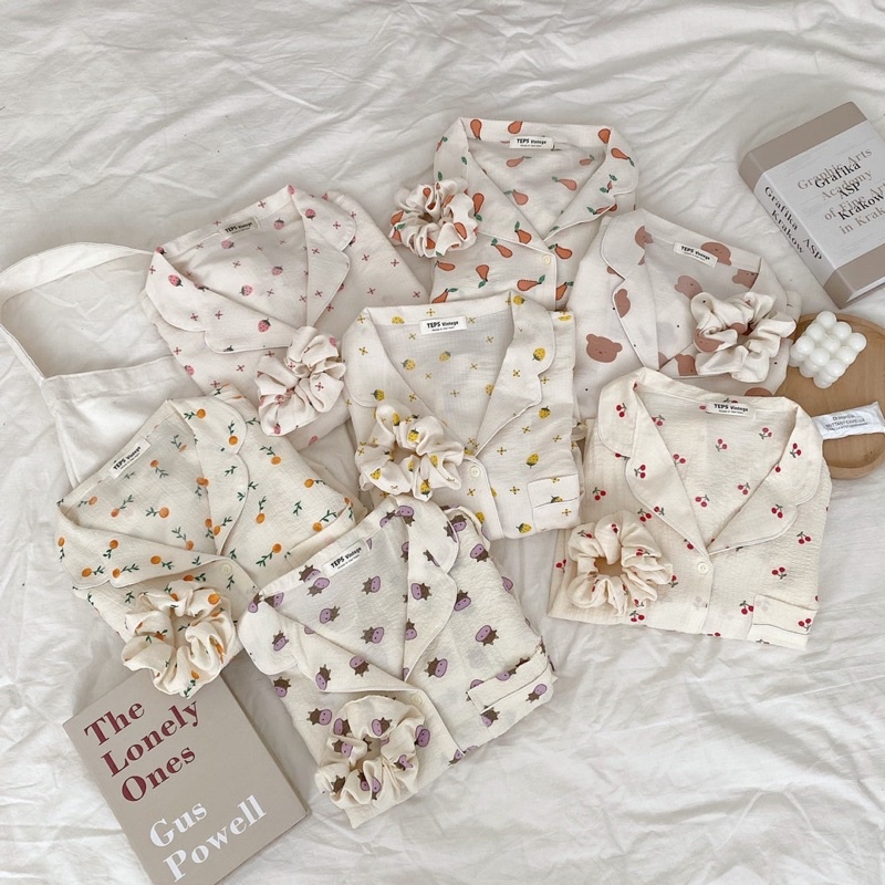Bộ ngủ pyjama cổ vét chất đũi xốp in hình cute