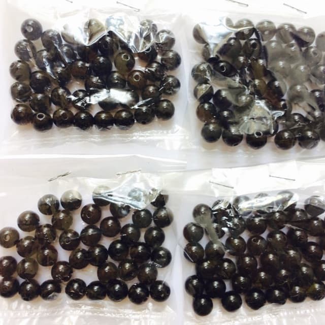 Hạt nhựa đen làm vòng 8mm (gói 10g-50g)