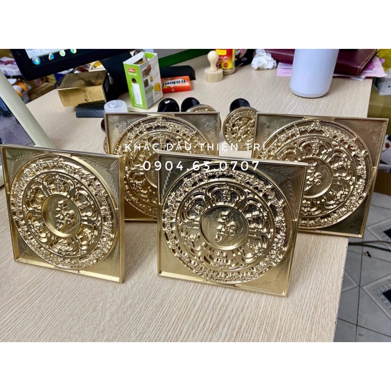 Dấu đồng tam bảo , Ngọc hoàng , tứ phủ , nhà Trần các cỡ 6-10 cm, cán gỗ đen .khắc máy cnc