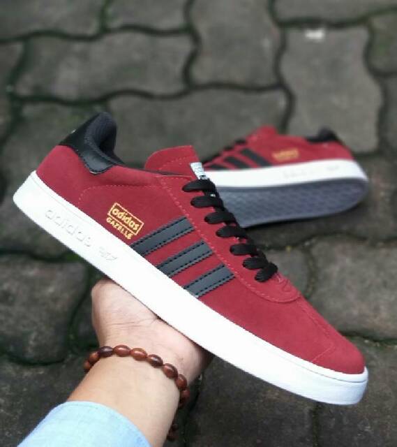 Giày Adidas Gazelle Super London To Manchester 100% Made In Vietnam