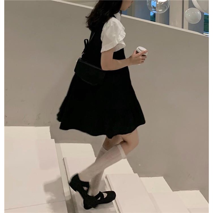 Bộ Đầm Hai Dây Màu Trắng Thời Trang Mùa Hè 2022 Dễ Thương Cho Nữ