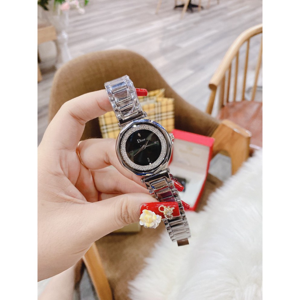 Đồng hồ nữ DIOR dây kim loại chất không rỉ bền đẹp , phong cách thời thượng, chống nước , bảo hành 12 tháng