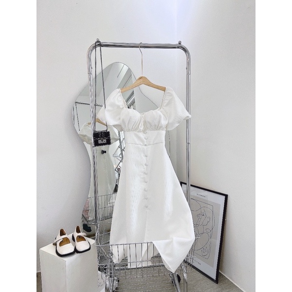 ĐẦM MIDI XƯỢC VẢI NÚT BỌC TAY PHỒNG XẺ TÀ TRƯỚC MS61