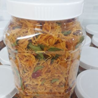 Khô gà lá chanh nhà làm 500g/hộp