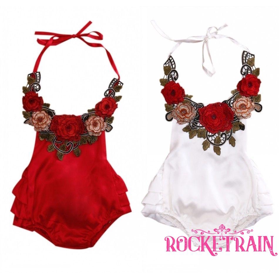 Bộ jumpsuit hoa hở lưng dễ thương cho bé gái