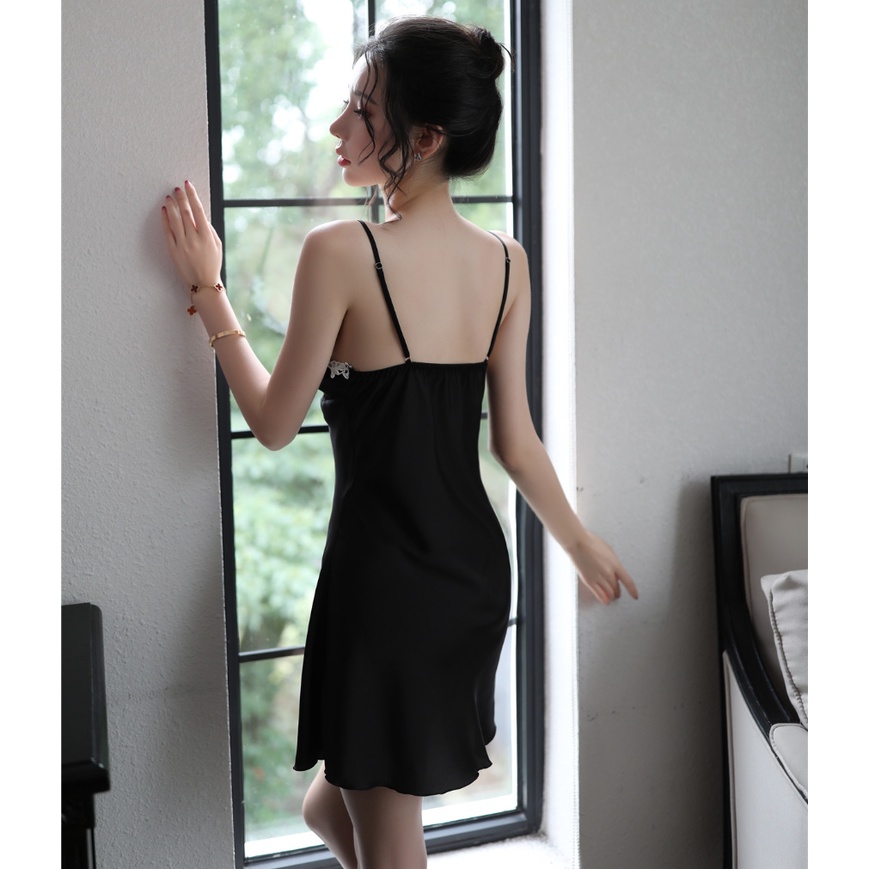 Váy ngủ sexy hở ngực quyến rũ, Đầm ngủ lụa hai dây mặc nhà gợi cảm