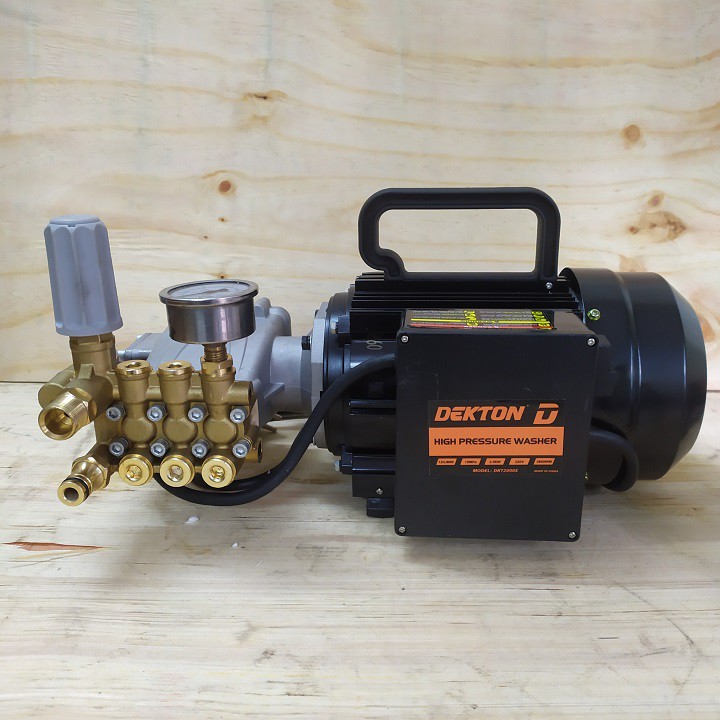 Máy Rửa Xe 2000W Dekton DKT2000S