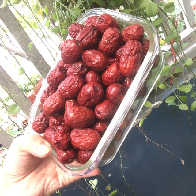 Táo đỏ loại 1 không sâu không mốc 100g