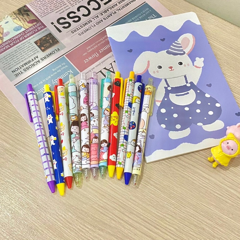 Bút bi bấm dễ thương