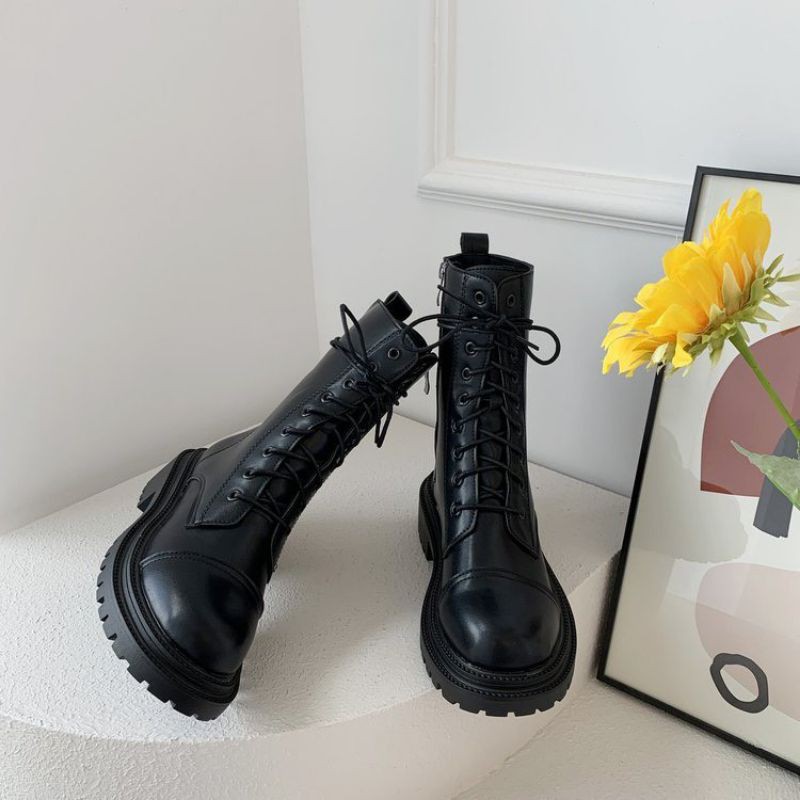 (Sẵn 37/38/39) Boots siêu ngầu cao cổ khoá nữ hàng Quảng Châu 4.5cm | BigBuy360 - bigbuy360.vn
