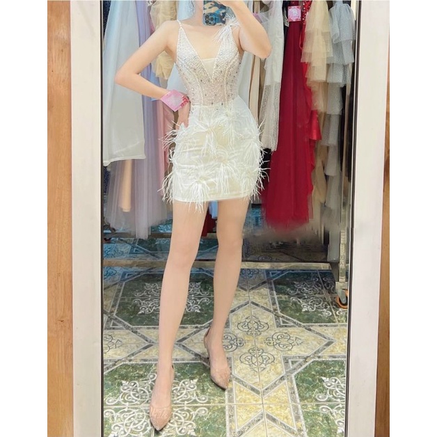 Đầm váy body 2 dây dự tiệc kết hạt thủ công đính lông vũ sang chảnh