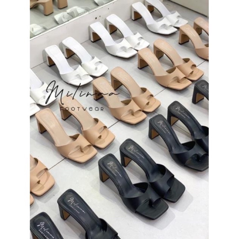 Giày dép  khách  chọn  Live