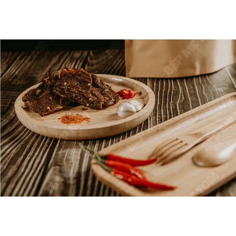 Đồ Ăn Vặt Bò Khô Nguyên Miếng 500g Bếp Mẹ Tom | BigBuy360 - bigbuy360.vn