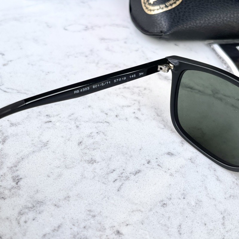 Kính RAY-BAN chính hãng dáng vuông unisex cho nam và nữ model RB4303-601S71-57