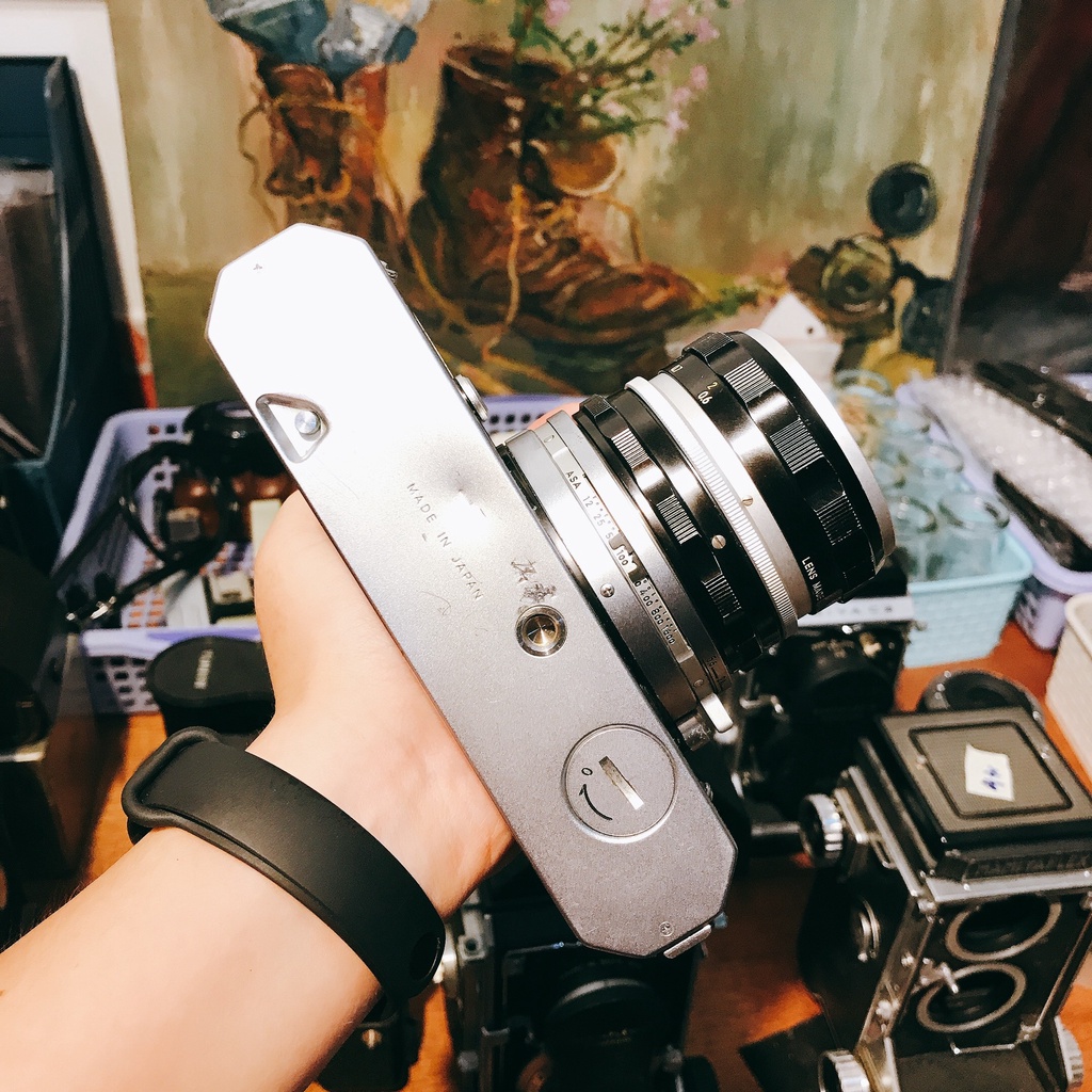 Máy ảnh film Nikon Nikomat FTN Silver