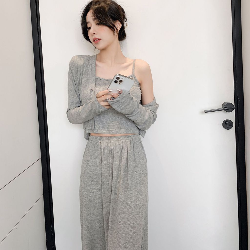 Bộ Đồ Ngủ 3 Món Tay Dài Thời Trang Thu Đông Chất Lượng Cao Mới