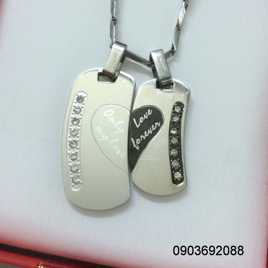 Mặt dây chuyền cặp đính đá Only love