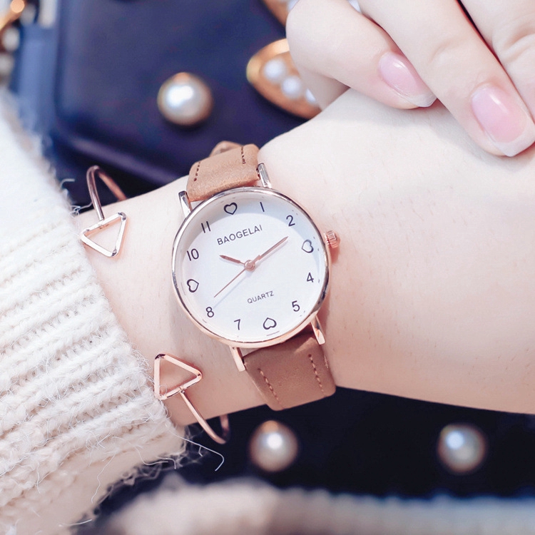 Women Leather Watch / Casual Quartz Wrist Band Watches Gifts