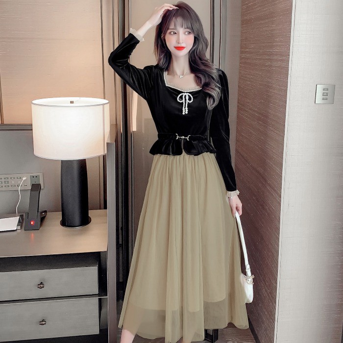 Set Áo Cổ Vuông Dài Tay + Chân Váy Lưới Dài Thời Trang Nữ