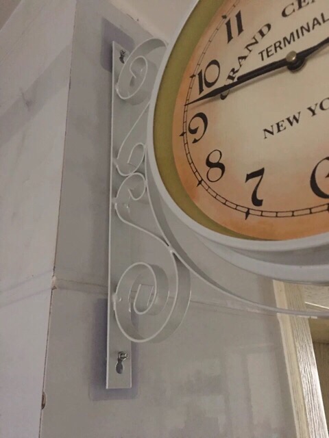 Miếng dán thanh chắn giường, dán tường.