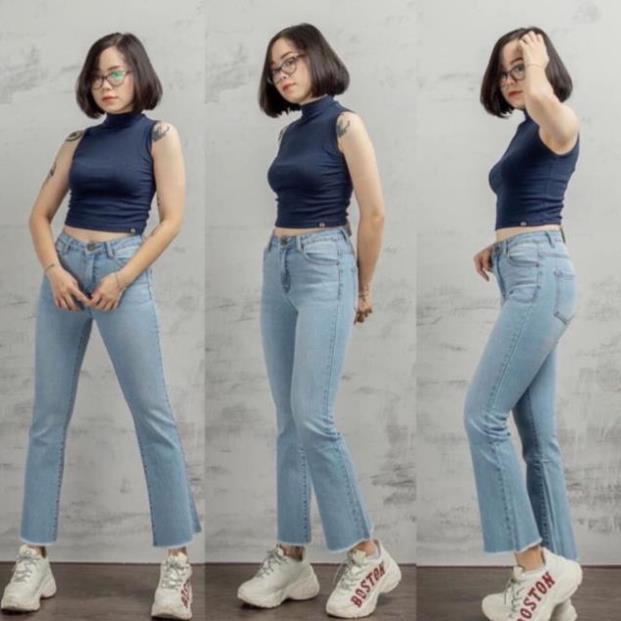 Quần jeans ống loe màu xanh sáng dáng lửng ! ^