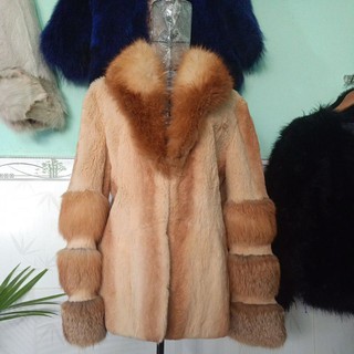 áo khoác lông thú thật, cổ và tay phối cáo bạc(bán trên live)