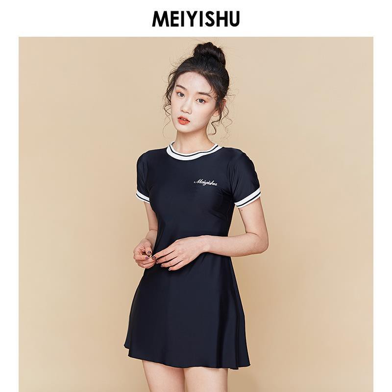 Bộ Đồ Bơi Một Mảnh Tay Ngắn Dáng Ôm Phong Cách Thể Thao Hàn Quốc Cho Nữ 2021 | BigBuy360 - bigbuy360.vn