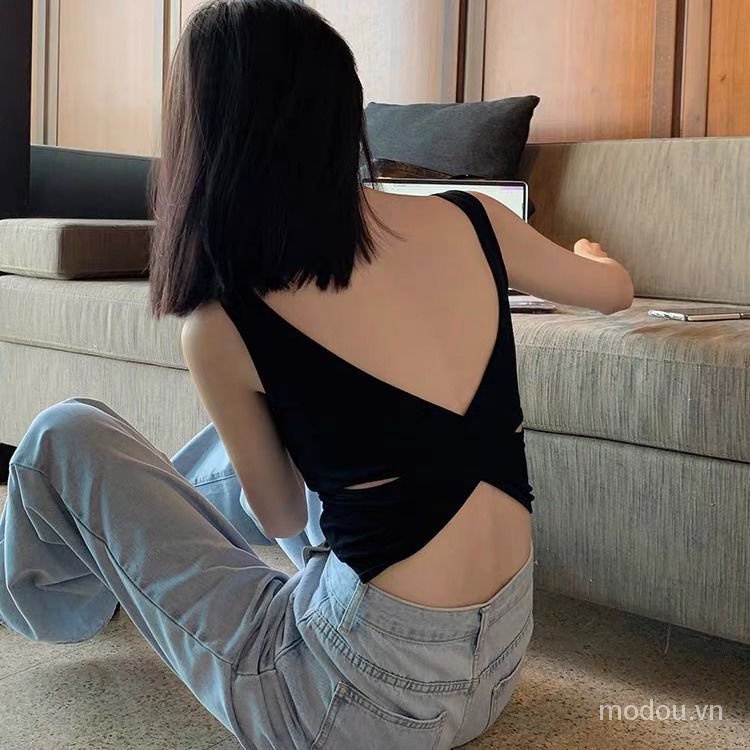 Áo hai dây cổ chữ U có mút đệm ngực hợp thời trang